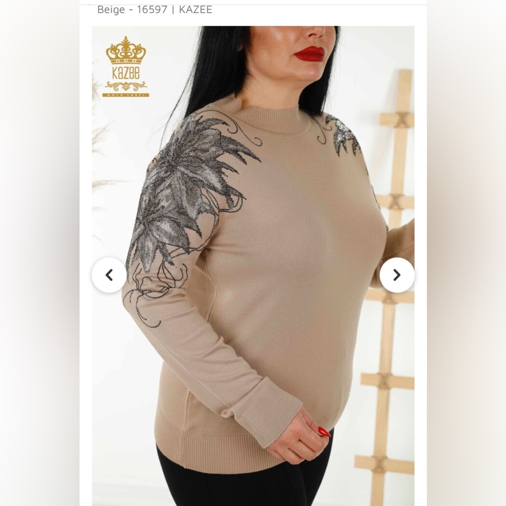 Kazee rhinestones  Top with Black Embellishments XXL